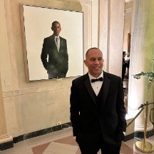 jeffries pictured in front of obama portrait
